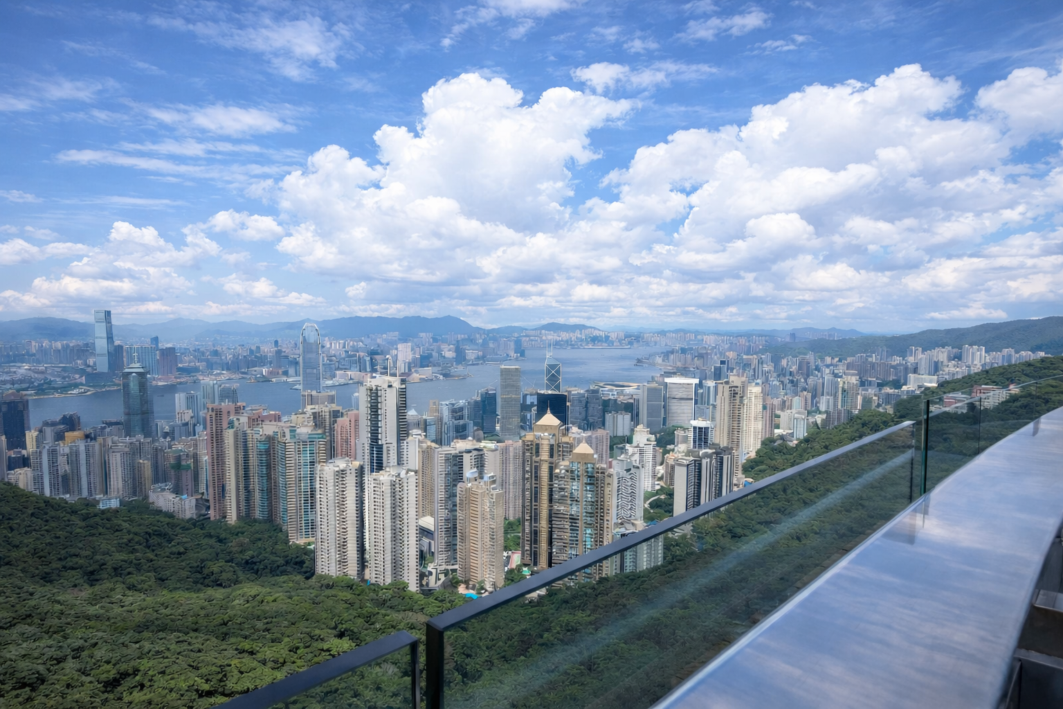 Hong Kong skyline and green escapes